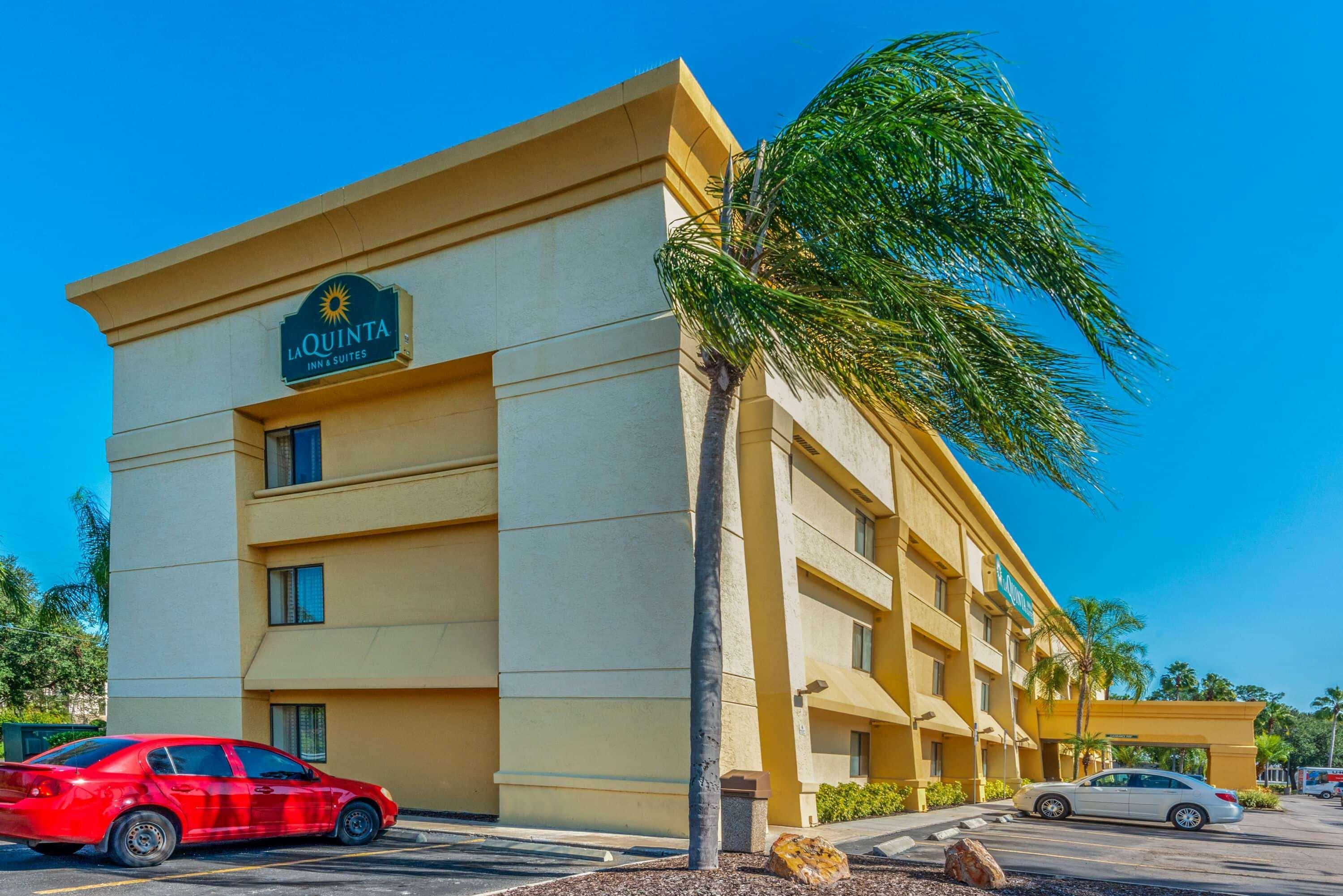 Hotel La Quinta By Wyndham Tampa Brandon West à Heartland Extérieur photo