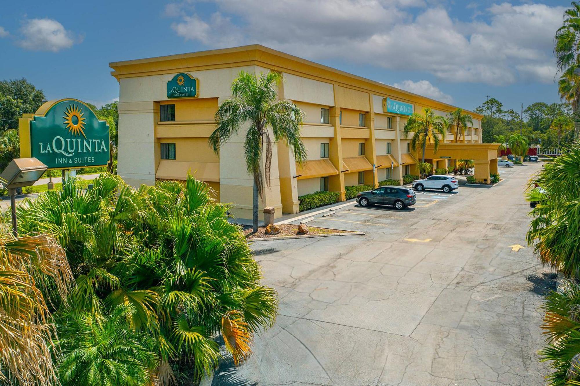 Hotel La Quinta By Wyndham Tampa Brandon West à Heartland Extérieur photo
