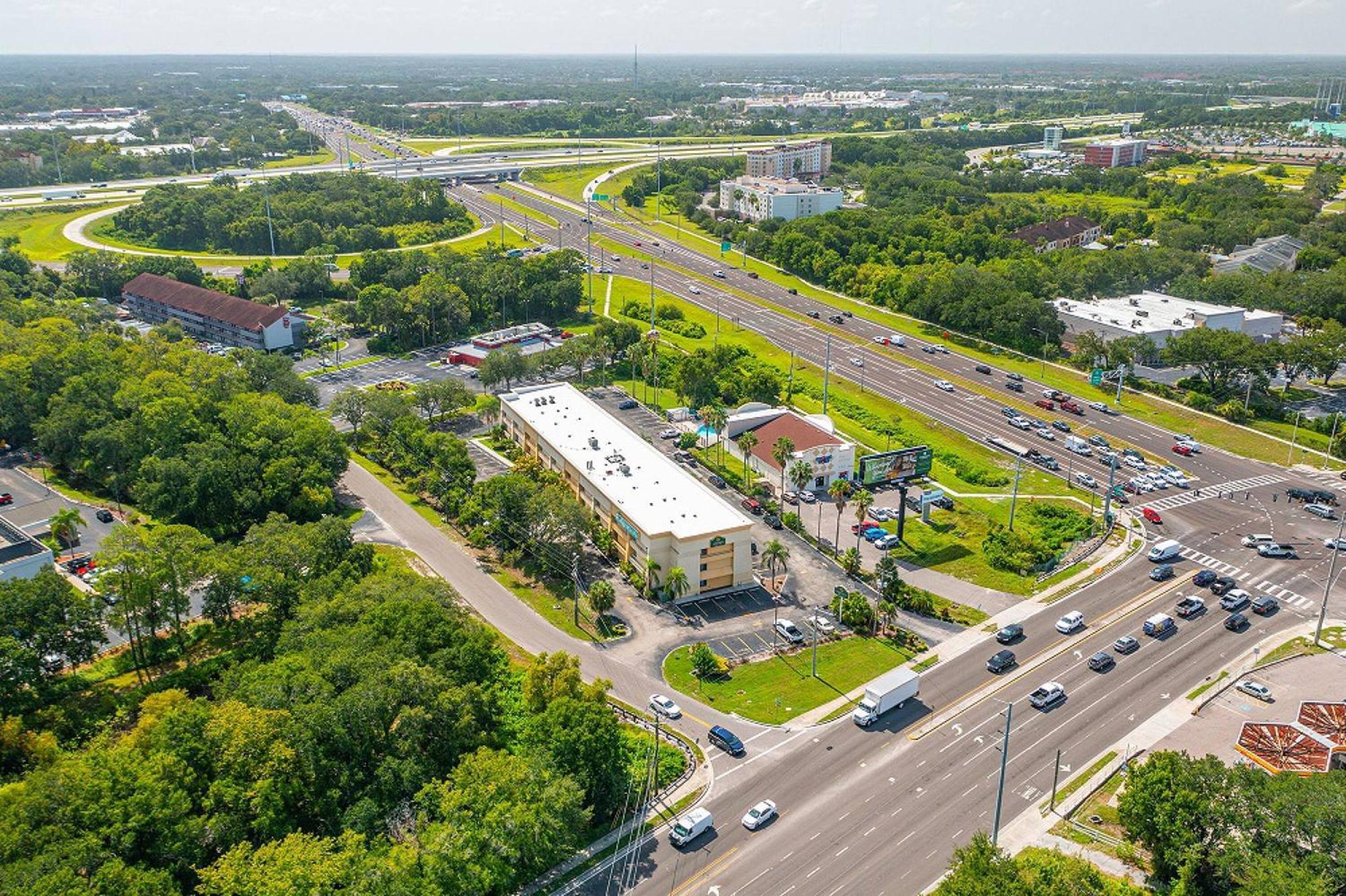 Hotel La Quinta By Wyndham Tampa Brandon West à Heartland Extérieur photo