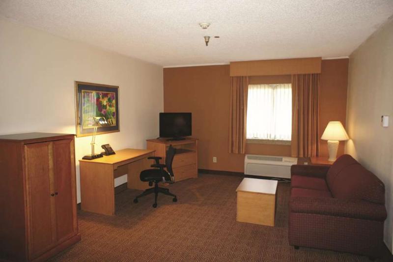Hotel La Quinta By Wyndham Tampa Brandon West à Heartland Extérieur photo